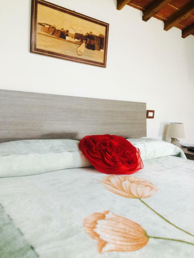 Apartament Mansarda Degli Ulivi Rigomagno Zewnętrze zdjęcie